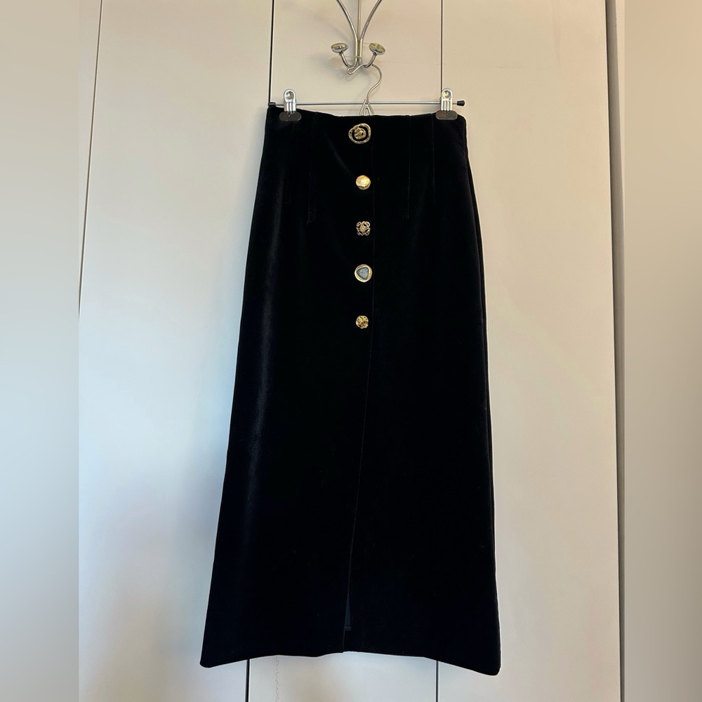 ZARA Chic fitted velvet black with gold button up midi skirt with leg slit